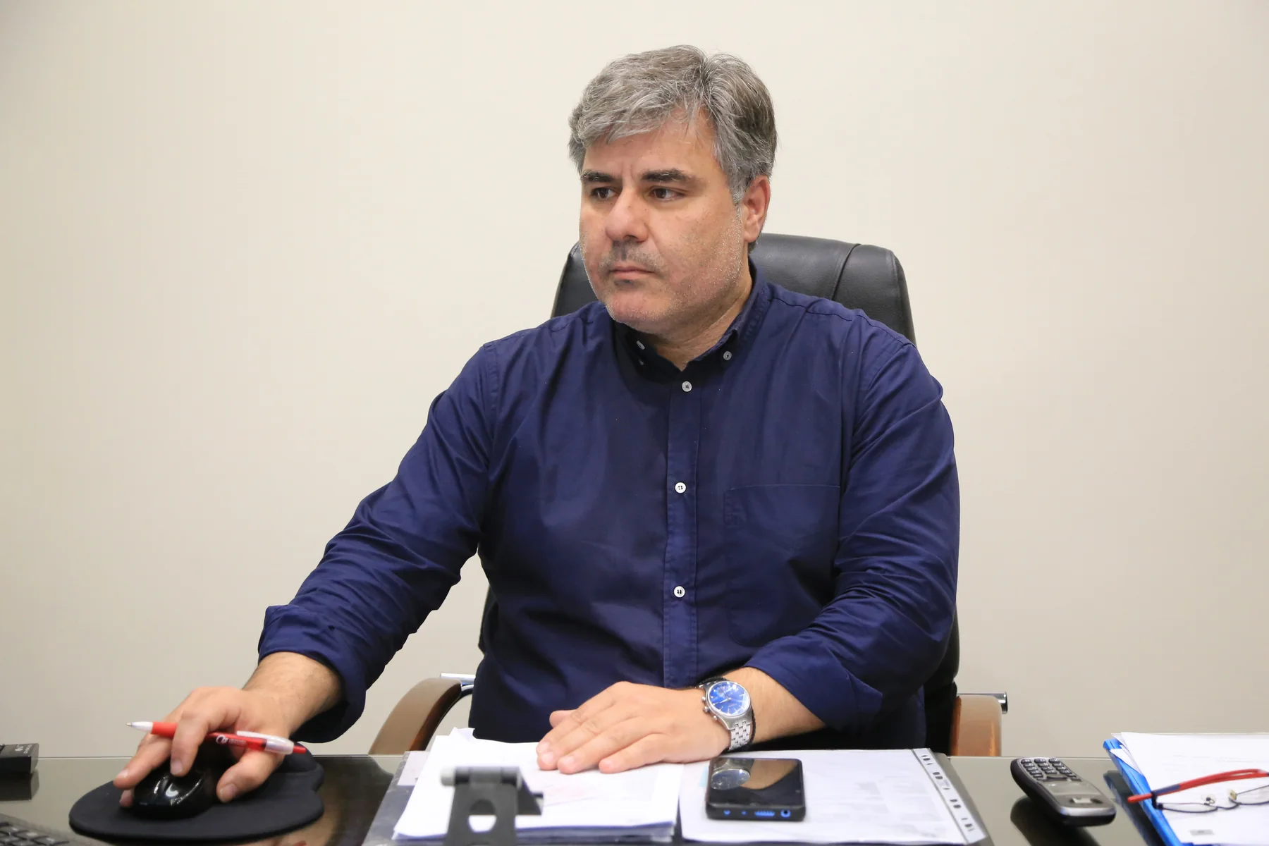 Ο Κωνσταντίνος Μάμμος στο λογιστικό γραφείο